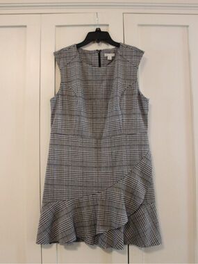 Cato Size L/P Black & White Patterned Mini Dress with Ruffle Hem